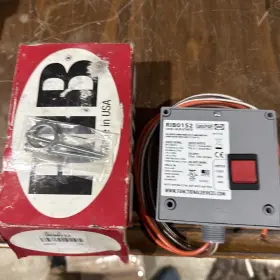 RIB01S2 RIB Enclosed Relay Dp Override Vac Coil Amp Dpst