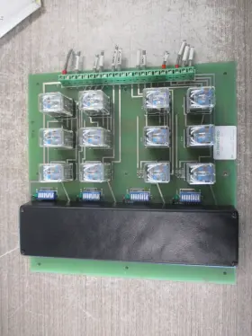 Russelectric 1700-0555 Relay Board Used
