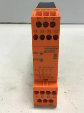 BG5924.04 SAFEMASTER Safety Relay #2