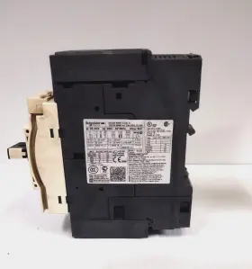 60947-2 SCHNEIDER Motor Controller Cat #3