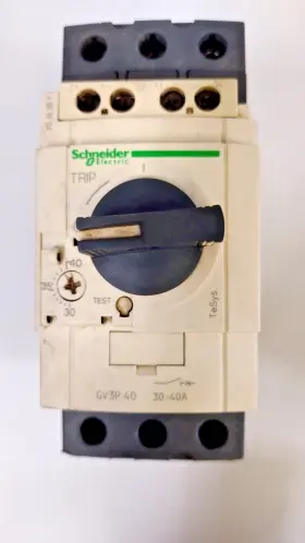 60947-2 SCHNEIDER Motor Controller Cat