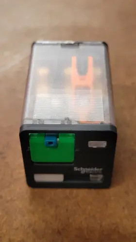 750XCXRM4L-24D SCHNEIDER ELECTRIC Relay Pin
