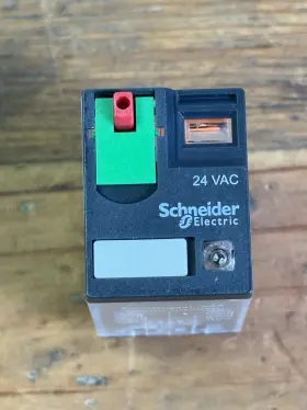 792XBXM4L-24A SCHNEIDER ELECTRIC Relay Locking Led
