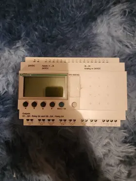 B261BD SCHNEIDER ELECTRIC Modular Smart Relay Zelio Logic
