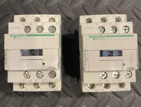 CAD32U7 SCHNEIDER ELECTRIC Control Relay Tesys