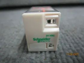 RXM4AB3BD SCHNEIDER ELECTRIC Relay