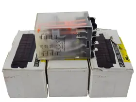8501KUR12V20 SCHNEIDER ELECTRIC SQUARE Plug Gp Relay