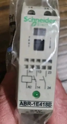 ABR-1E418B SCHNEIDER ELECTRIC TELEMECANIQUE Relay Interface