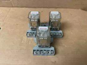 370024 SCHRACK Rl Relay Socket Eagle Signal