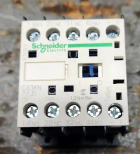 CA3KN22JD SHNEIDER ELECTRIC Control Relay