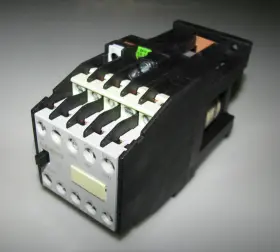 011209049635 SIEMENS Contactor Relay Box