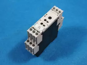 3RP1505-1BP30 SIEMENS Timing Relay #2