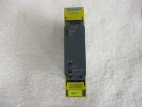 3SK1111-2AB30 SIEMENS Safety Relay