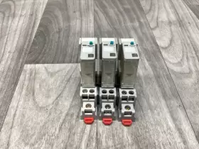 3TX7110-5JC03 SIEMENS Relay Base