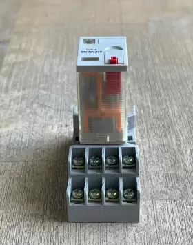 3TX7111-3PC03 SIEMENS Relay Pin Socket Base #3
