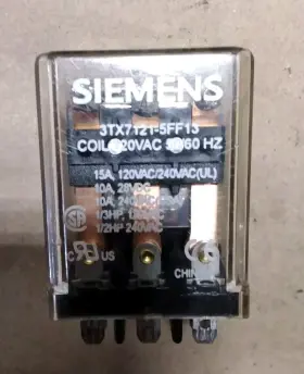 3TX7121-5FF13 SIEMENS Relay Pdt Vac Amp Plug