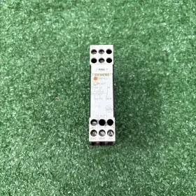 3UN2100-0CB4 SIEMENS Relay