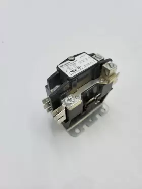 45EG10AJA794R SIEMENS Relay Pole Coil Volt