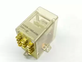 V23008-A1002-A100 SIEMENS Relay Volt