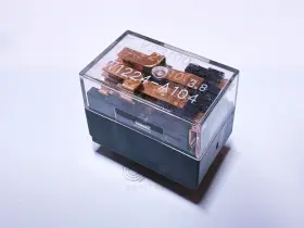 V23100W1224A104 SIEMENS Pcb Relay