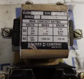 7001D0-44 SQUARE D Control Relay Cg Volt #2