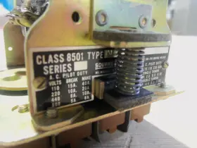 8501-P04 SQUARE D Ac Pilot Relay Amp