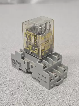 8501 SQUARE D Coil Relay Block #2
