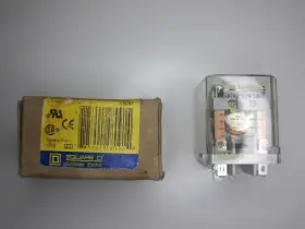8501KF12V14 SQUARE D Flange Relay Pin Coil Box