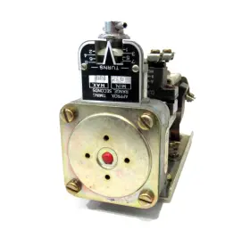 9050-BO4E SQUARE D Pneumatic Timing Relay #3