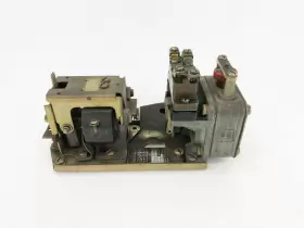 9050B0-1D SQUARE D Pneumatic Timing Relay #2