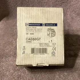 CAD50G7 SQUARE D Control Relay Nos Box