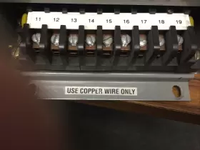 GC100 SQUARE D Fault Relay Amp #2