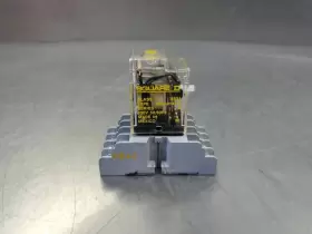 RS4M1P14V20 SQUARE D Relay Base