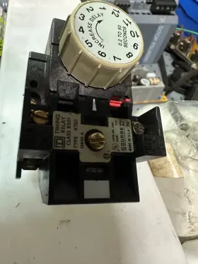XTD1 SQUARE D Timing Relay