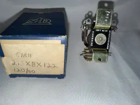 215XBXI22 STRUTHERS-DUNN Relay Coil Pole Box