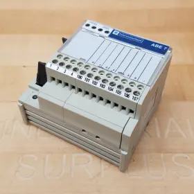 ABE7-H08R11 TELEMECANIQUE Relay Module