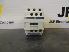 CAD32BD TELEMECANIQUE Square Control Relay