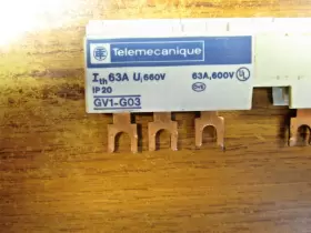 GV1-G03 TELEMECANIQUE Busbar Cat #2