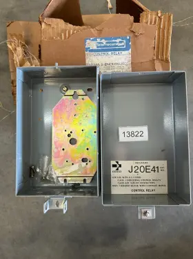 J20E41 TELEMECANIQUE Control Relay Enclosure #2