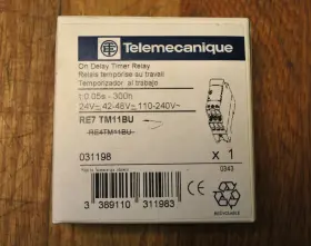 RE7-TM11BU TELEMECANIQUE Timer Relay