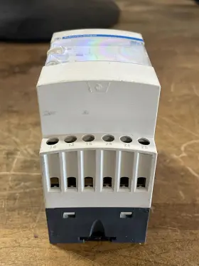 RM4JA32F TELEMECANIQUE Relay #2
