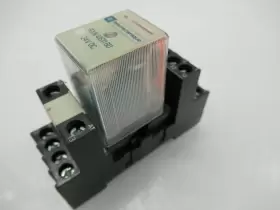 RXN41G11BD TELEMECANIQUE Relay Socket Base