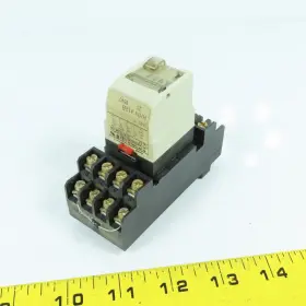 RHN-412B TELEMECANIQUE SCHNEIDER Plug Instantaneous Relay