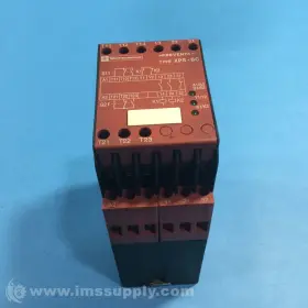 XPSBC3410 TELEMECANIQUE Safety Relay Usip