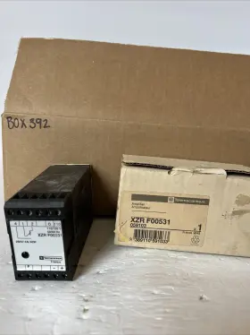 XZR-F00531 TELEMECANIQUE Amplifier