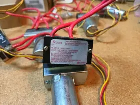 2500-LPL TOUCH PLATE RELAY Lighting Control