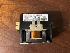 15Q1452L TYCO Condenser Contactor Vac