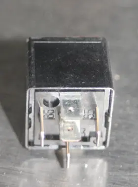 V23134-A1052-C643 TYCO Relay #2