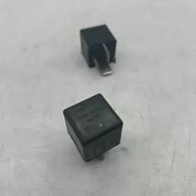 9441158 VOLVO Relay Fuse #3