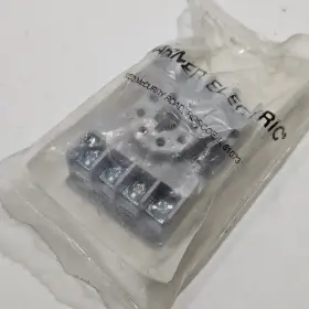 6001-101-001 WARNER Octal Socket Fnip